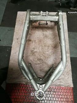 202 02 TRIUMPH DAYTONA 955 955i MAIN FRAME CHASSIS