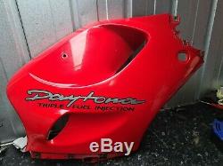 97 Triumph Daytona T595 955i Right Hand Side Offside Fairing Panel Lower Red