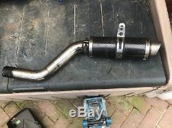 A16 955i Triumph Speed Triple / Daytona Hi Level Carbon End Can and Link Pipe