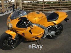 Absoutuely stunning pristine 1999 Triumph Daytona 955i