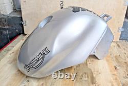 Excellent Triumph Daytona 955i T595N tank petrol tank fuel tank silver
