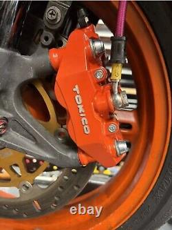 Front brake caliper REFURBISHMENT SERVICE Triumph Daytona 955i double arm 2003