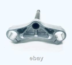 Lower Fork Tee TRIUMPH DAYTONA 955 I 2002-2003