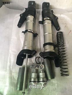 TRIUMPH 955i DAYTONA 2002 LOWER FORKS AND PARTS GENUINE OEM SEE PHOTOS T740
