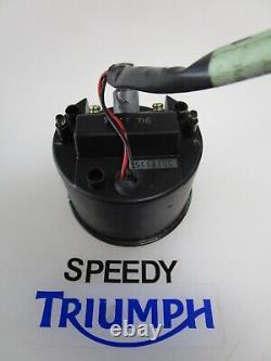 TRIUMPH DAYTONA 595 / 955i SPEED TRIPLE CLOCK SPEEDO INSTRUMENT KMH KPH T2504005