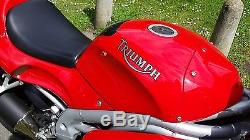TRIUMPH DAYTONA 955I Only 13000 Miles from New
