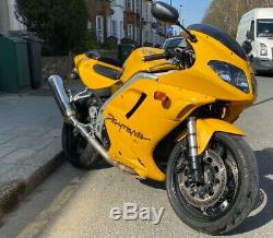 TRIUMPH DAYTONA 955i 2004