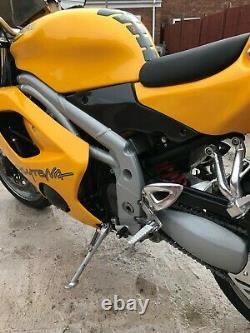 TRIUMPH DAYTONA 955i 2004