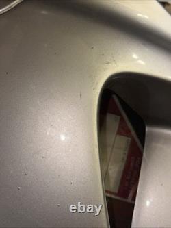 TRIUMPH DAYTONA 955i LEFT SIDE FAIRING PANEL IN SILVER