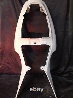 TRIUMPH DAYTONA 955i SEAT FAIRING PANEL IN PRIMER