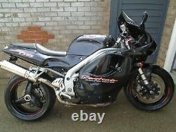 TRIUMPH DAYTONA T595 955i TRIPLE 19K 1997 RARE FACTORY BLACK YRS MOT HPI CLEAR