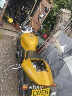 Triumph 955i Daytona Yellow Petrol Fuel Tank