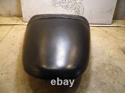 Triumph Daytona 955I T595 pillion pillion seat bench seat rear passenger