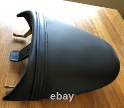 Triumph Daytona 955i 1999. Gen 1 Rear Seat. Perfect unblemished condition