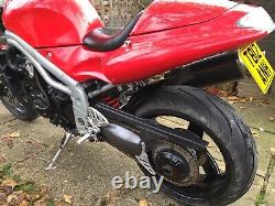 Triumph Daytona 955i 1999-spares or repair