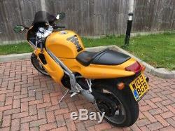 Triumph Daytona 955i 2000