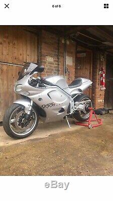 Triumph Daytona 955i 2001/X Silver