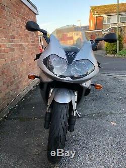 Triumph Daytona 955i 2002 Silver