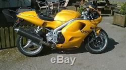 Triumph Daytona 955i 955 t595