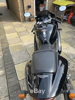 Triumph Daytona 955i Black edition