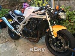 Triumph Daytona 955i. Cafe racer. Trackbike. Street Fighter donor 2001/X