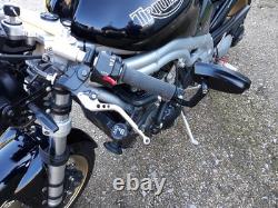 Triumph Daytona 955i Cafe racer project