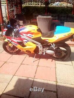 Triumph Daytona 955i Centennial Edition