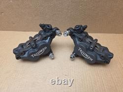 Triumph Daytona 955i Front brake calipers Pair VGC Clean pistons 2001 2006