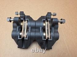 Triumph Daytona 955i Front brake calipers Pair VGC Clean pistons 2001 2006