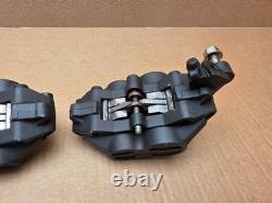 Triumph Daytona 955i Front brake calipers Pair VGC Clean pistons 2001 2006