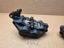 Triumph Daytona 955i Front brake calipers Pair VGC Clean pistons 2001 2006