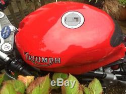 Triumph Daytona 955i Fuel Tank Red Triumph Speed Triple 955i