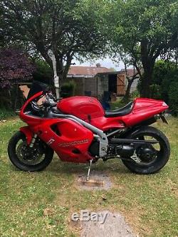 Triumph Daytona 955i LOW MILES 16K