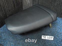 Triumph Daytona 955i Rear Seat 2002-06 1/25