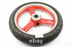 Triumph Daytona 955i T595 Bj. 2001 Front wheel rim at the front