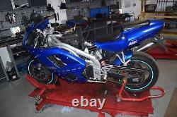 Triumph Daytona 955i T595N Bj. 2002 Frame with papers