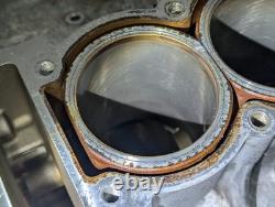Triumph Daytona 955i T595N Engine Cases with Cylinder and Piston