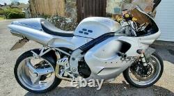 Triumph Daytona 955i under seat exhaust low miles sliver one of a kind not t595