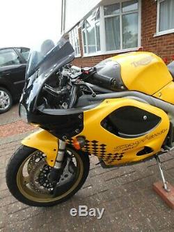 Triumph Daytona (Special) 955i