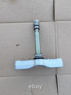 Triumph Daytona Speed Triple 955i Fork Bottom Yoke / Triple Clamp 2002-2006