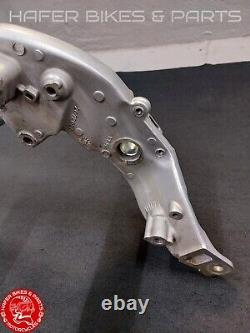 Triumph Daytona T595 955i 1998 Frame Main Frame with Papers Frame Paper