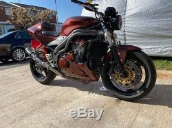 Triumph Daytona speed triple 955i