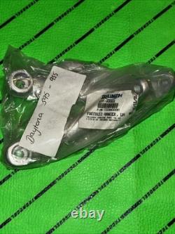 Triumph Oem Daytona 955i 1997-2001 Left Rear Footrest Hanger t2080208