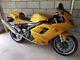 Triumph daytona 955i