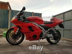 Triumph daytona 955i