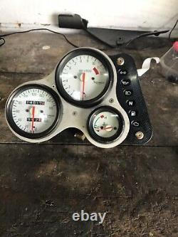 Triumph daytona 955i Speedo Clocks 1998